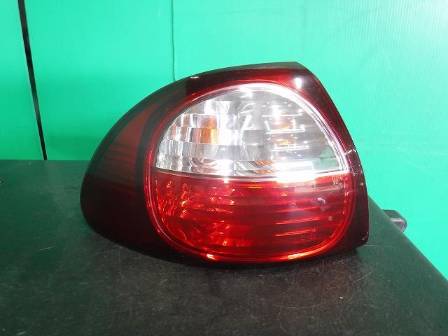 【中古】中古部品 カルディナ AT211G 左ﾃｰﾙﾗﾝﾌﾟ 【3340140100-001652919015600】 4,633円