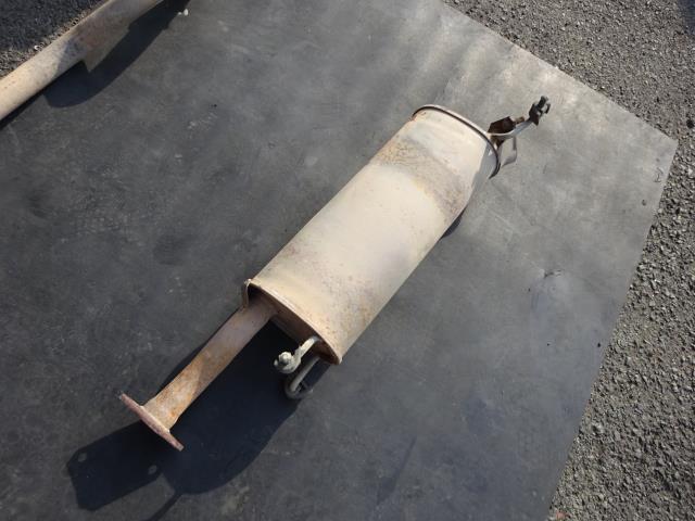 中古部品 バネット SK82VN リアマフラー