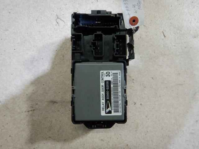 【中古】中古部品 ムーヴ L152S ﾋｭｰｽﾞﾎﾞｯｸｽ 【3330810100-220311000267800】 13,310円