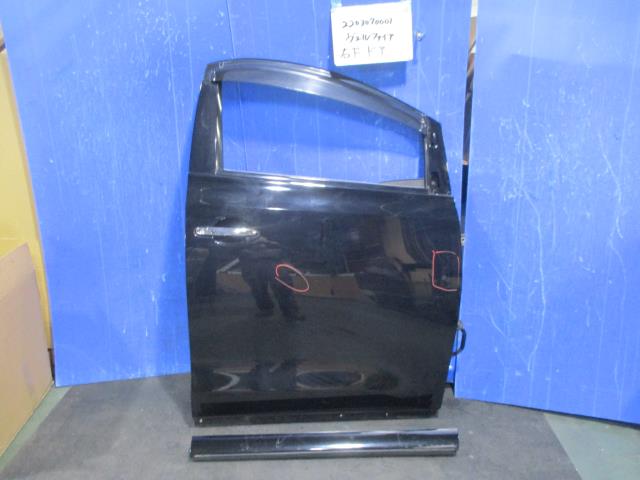 【中古】中古部品 ヴェルファイア ANH20W 右ﾌﾛﾝﾄﾄﾞｱ 【3310220100-220307000113100】