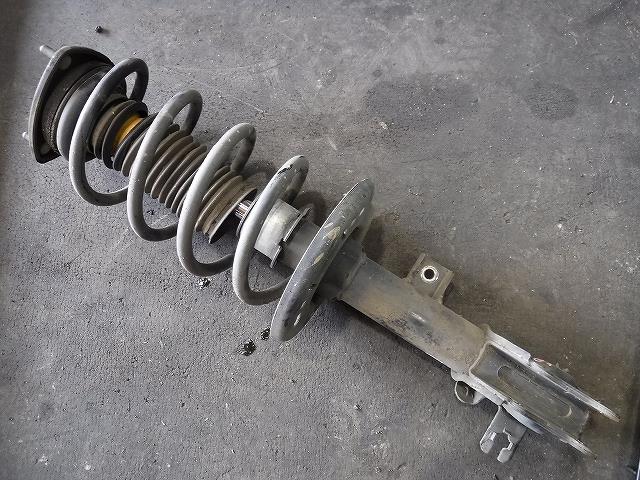 【中古】中古部品 ＣＸ－５ KE2FW 左ﾌﾛﾝﾄｽﾄﾗｯﾄ 【3340140100-001664320250210】