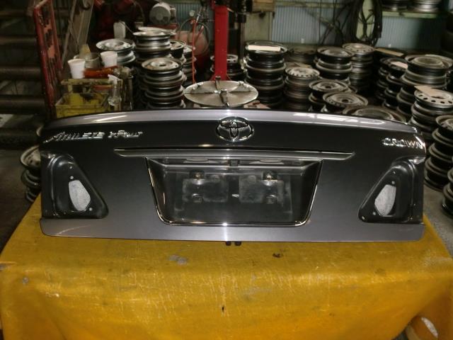 【中古】中古部品 クラウン GRS181 ﾄﾗﾝｸﾘｯﾄﾞ 【3330580100-001297901515300】