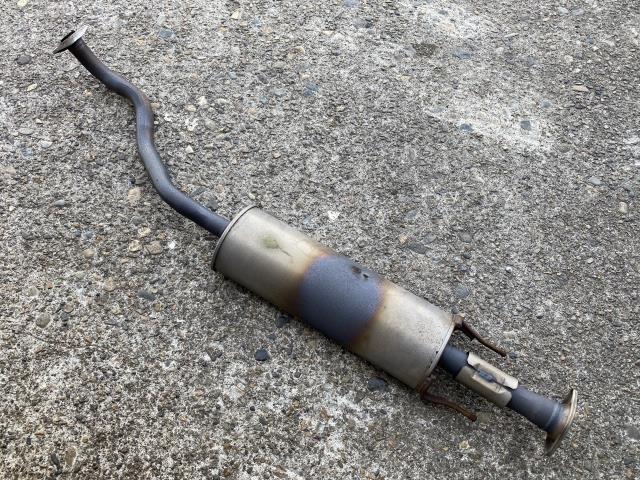 【中古】中古部品 ティーダ C11 ｴｷｿﾞｰｽﾄｾﾝﾀｰﾏﾌﾗｰ 【3330580100-001676930522300】