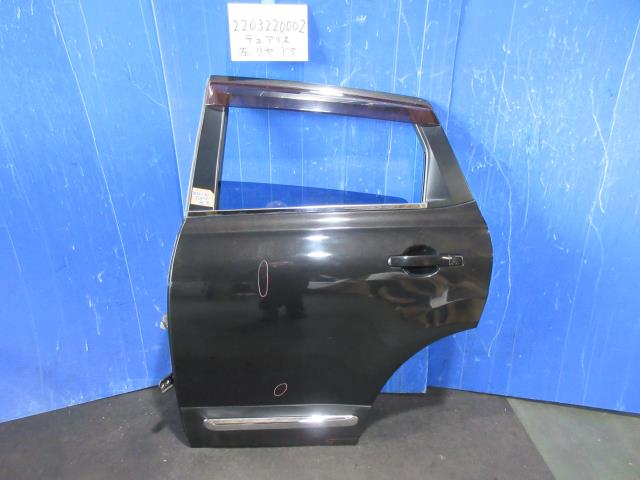【中古】中古部品 デュアリス KNJ10 左ﾘｱﾄﾞｱ 【3310220100-220322000213400】