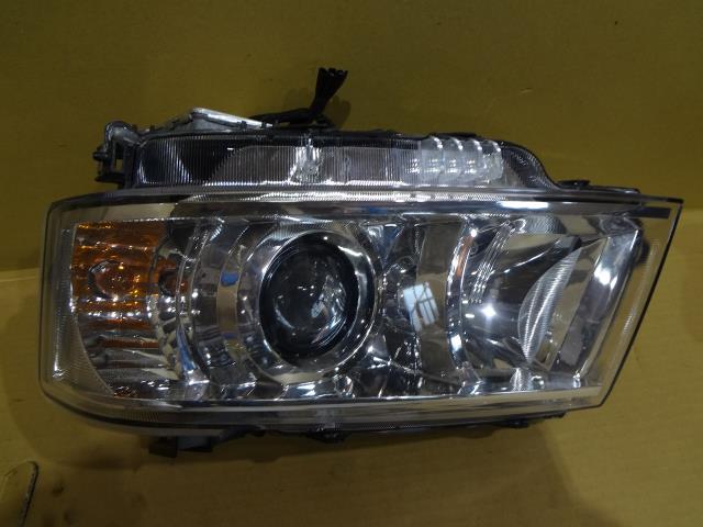 【中古】中古部品 ワゴンＲ MH22S 左ﾍｯﾄﾞﾗﾝﾌﾟ 【3330460100-000001524610900】