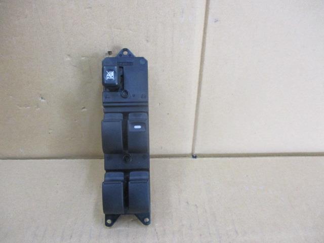 【中古】中古部品 ランサー CS2A パワーウインドウスイッチ 【3330650100-000223005661900】