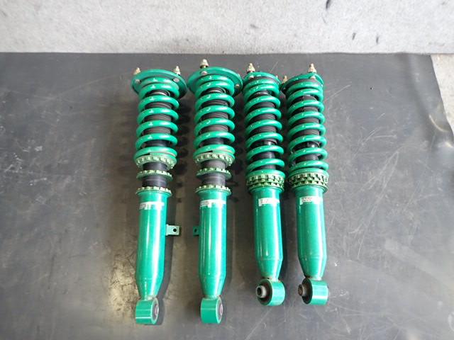 【中古】中古部品 クラウン GRS182 右ﾌﾛﾝﾄｽﾄﾗｯﾄ 【3330470100-220329000450110】 43,098円