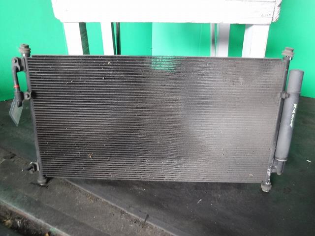 【中古】中古部品 ストリーム RN8 ｺﾝﾃﾞﾝｻｰ 【3340140100-001382407760600】