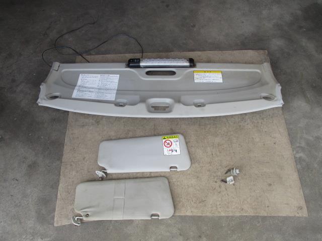 【中古】中古部品 ハイゼット S321V ｺﾝｿｰﾙﾎﾞｯｸｽ 【3310190100-000223004677100】