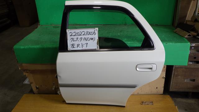 【中古】中古部品 クレスタ GX100 左ﾘｱﾄﾞｱ 【3330340100-220221000613400】