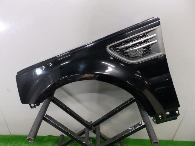【中古】中古部品 レンジローバー LS5N 左ﾌﾛﾝﾄﾌｪﾝﾀﾞｰ 【3260250000-000213228110700】