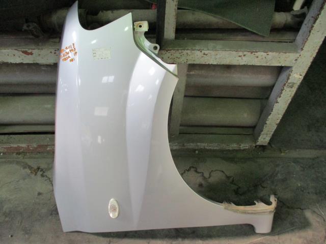 【中古】中古部品 トッポ H82A 右ﾌﾛﾝﾄﾌｪﾝﾀﾞｰ 【3310160100-000213094310600】