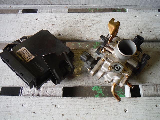 【中古】中古部品 モコ MG21S ｴﾝｼﾞﾝｺﾝﾋﾟｭｰﾀｰ 【3340140100-001147940863100】