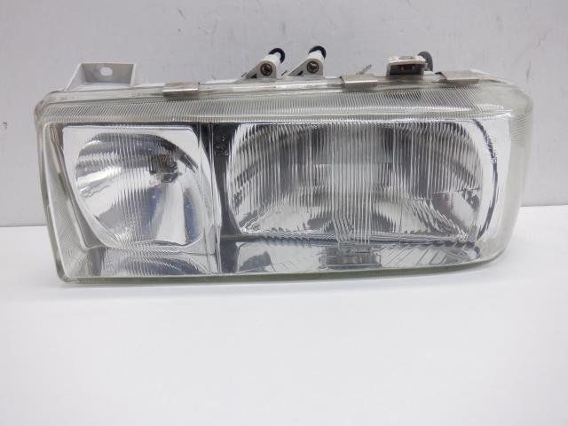 【中古】中古部品 アウディ 90 左ﾍｯﾄﾞﾗﾝﾌﾟ 【3310250100-000223008610900】