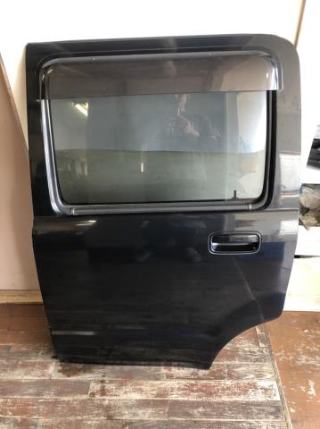【中古】中古部品 ＡＺワゴン MJ21S 左ﾘｱﾄﾞｱ 【3330430100-220423000113400】