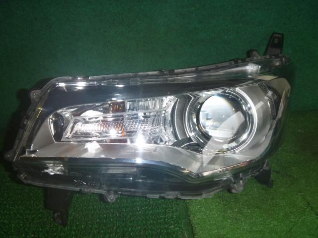 日産デイズB44W 右ヘッドライト 純正 LED