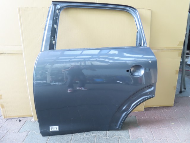 【中古】中古部品 BMW ミニ ZA16 左ﾘｱﾄﾞｱ 【3380050000-000032938213400】