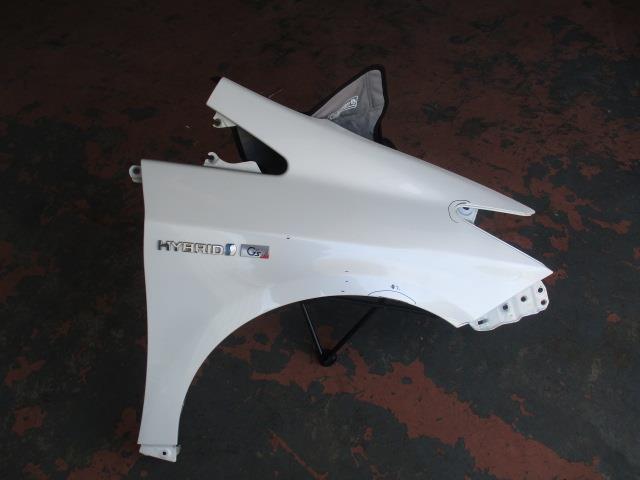 【中古】中古部品 プリウス ZVW30 右ﾌﾛﾝﾄﾌｪﾝﾀﾞｰ 【3310190100-000223010010600】
