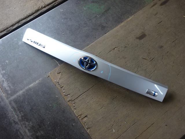 【中古】中古部品 プリウス ZVW30 ﾘｱﾌｨﾆｯｼｬｰﾊﾟﾈﾙ 【3310410000-000213060215200】 4,719円