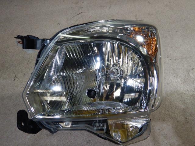 【中古】中古部品 フレアワゴン MM42S 左ﾍｯﾄﾞﾗﾝﾌﾟ 【3330810100-220521000210900】