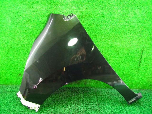 【中古】中古部品 ＡＺワゴン MJ23S 左ﾌﾛﾝﾄﾌｪﾝﾀﾞｰ 【3330210100-000034061910700】