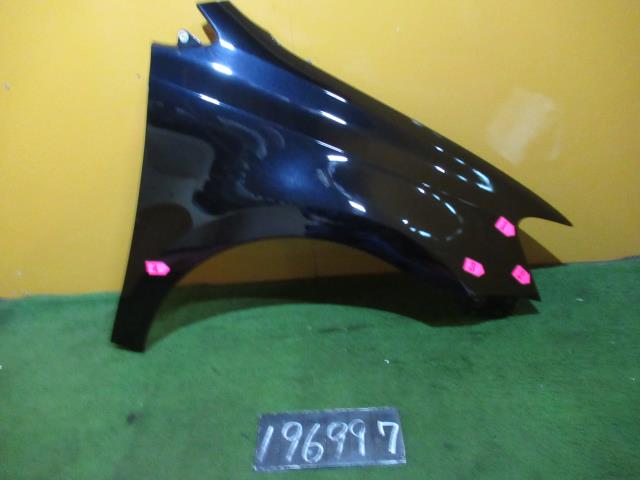 【中古】中古部品 VW ポロ 右ﾌﾛﾝﾄﾌｪﾝﾀﾞｰ 【3310120100-220526000110600】 15,400円