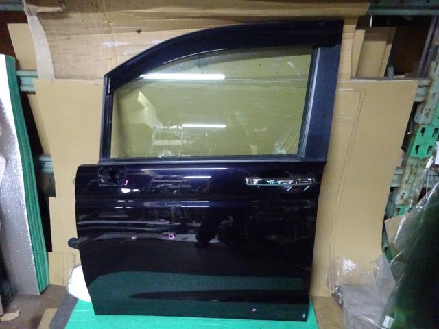 【中古】中古部品 ステップワゴン RK5 左ﾌﾛﾝﾄﾄﾞｱ 【3310410000-001685460313200】 11,640円