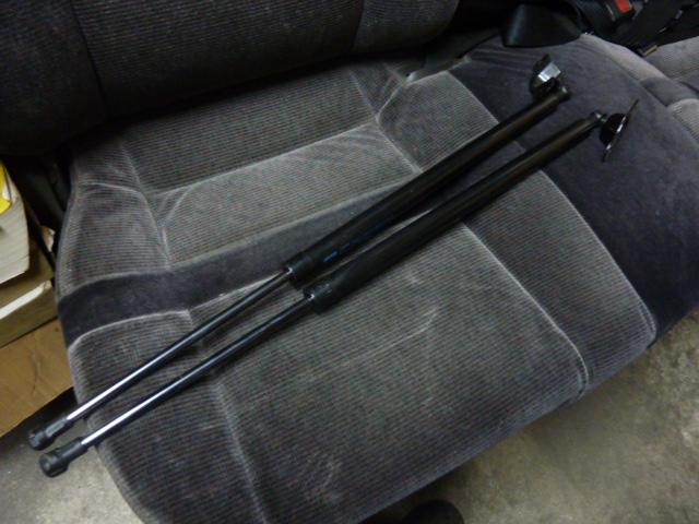 【中古】中古部品 ワゴンＲ MH23S ﾊﾞｯｸﾄﾞｱﾀﾞﾝﾊﾟｰ 【3310410000-000914780477250】