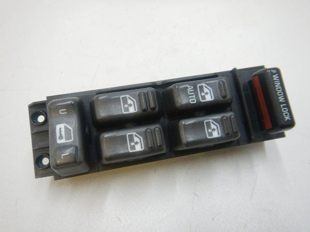 【中古】中古部品 GMC FUMEI ﾊﾟﾜｰｳｲﾝﾄﾞｳｽｲｯﾁ 【3310070100-000193018761900】 15,498円