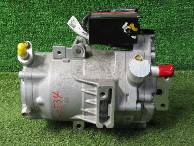 【中古】中古部品 リーフ ZE1 A/Cコンプレッサー 【3330200100-210534000060700】|e-cleマート