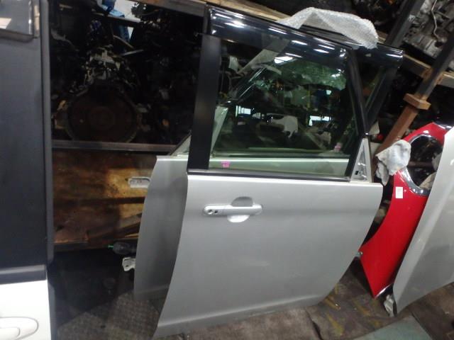 【中古】中古部品 パレット MK21S 右ﾌﾛﾝﾄﾄﾞｱ 【3331010800-000020018613100】