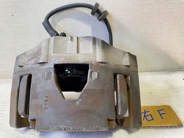 【中古】中古部品 ボルボ 90シリーズ CB5254AW 右ﾌﾛﾝﾄｷｬﾘﾊﾟｰ 【3310050100-001463617544330】