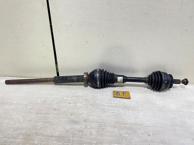 【中古】中古部品 ボルボ 90シリーズ CB5254AW 右ﾌﾛﾝﾄﾄﾞﾗｲﾌﾞｼｬﾌﾄ 【3310050100-001463617742100】｜e-cleマート