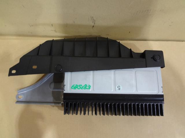【中古】中古部品 クラウン GRS183 ｵｰﾃﾞｨｵｱﾝﾌﾟ 【3330460100-000001531261150】｜e-cleマート