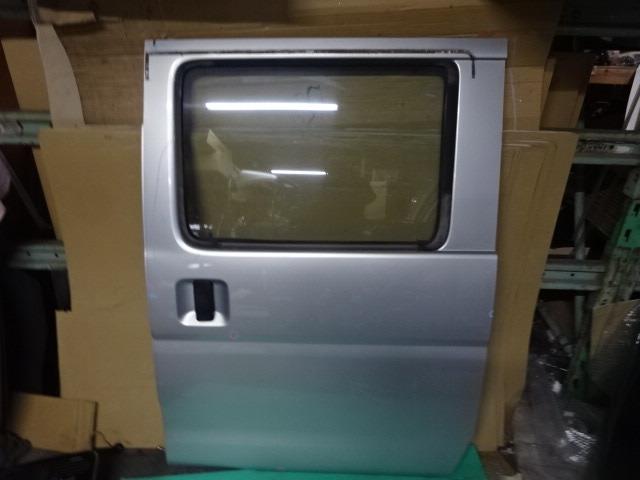 【中古】中古部品 ハイゼット S320V 左ﾘｱﾄﾞｱ 【3310410000-001669801313400】