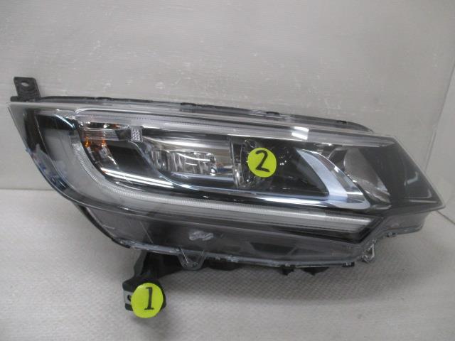 【中古】中古部品 フリード GB7 右ﾍｯﾄﾞﾗﾝﾌﾟ 【3380050000-000030183810800】