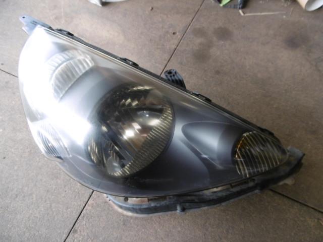【中古】中古部品 フィット GD1 右ﾍｯﾄﾞﾗﾝﾌﾟ 【3310410000-001360825110800】