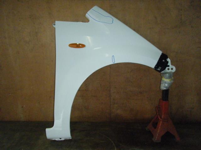 【中古】中古部品 ムーヴ L175S 右ﾌﾛﾝﾄﾌｪﾝﾀﾞｰ 【3310050100-000203031210600】