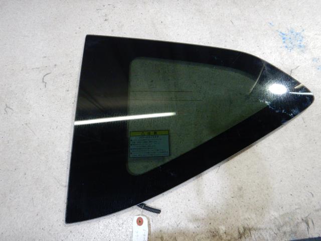 【中古】中古部品 フリード GB8 左ｸｫｰﾀｰｶﾞﾗｽ 【3330810100-220719000517290】