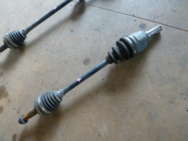 【中古】中古部品 ファンカーゴ NCP20 左ﾌﾛﾝﾄﾄﾞﾗｲﾌﾞｼｬﾌﾄ 【3310410000-000997813142200】