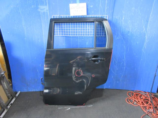 【中古】中古部品 ワゴンＲ MH23S 左ﾘｱﾄﾞｱ 【3310220100-220723000113400】