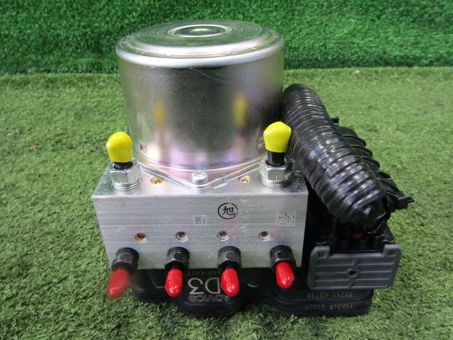 【中古】中古部品 ヤリス MXPA10 ABSｱｸﾁｭｴｰﾀｰ 【3330200100-210691000042500】