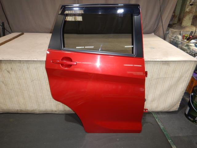 中古部品 デイズ B21W 右リアドア