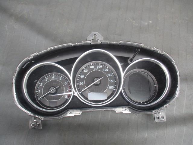【中古】中古部品 アテンザ GJ5FP ｽﾋﾟｰﾄﾞﾒｰﾀｰ 【3310190100-000223019261400】