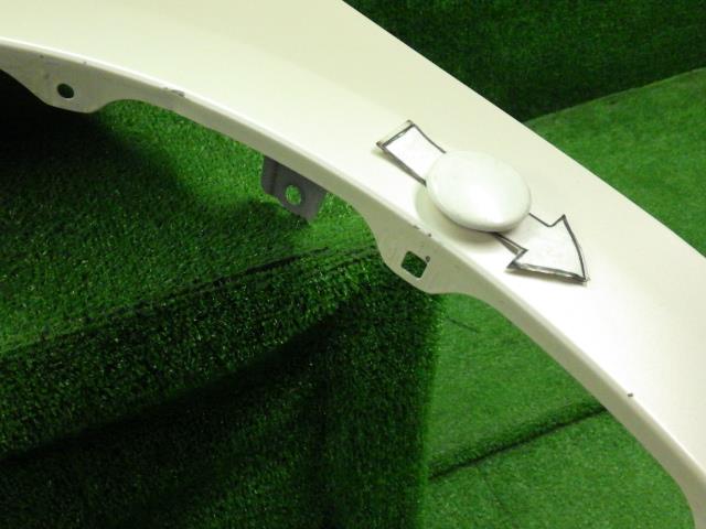 【中古】中古部品ヴィッツSCP90左フロントフェンダー【3330250100-000000815710700】