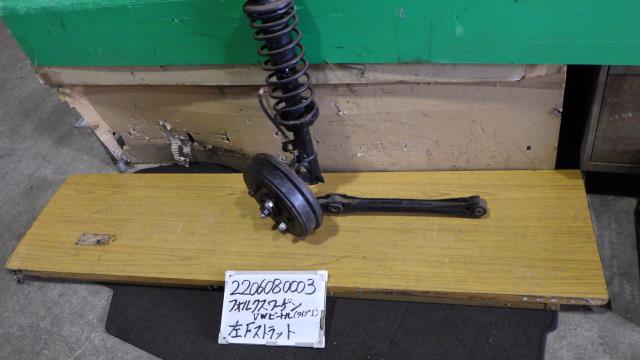 【中古】中古部品 VW ビートル(タイプ) 15ADK 左フロントストラット 【3330340100-220608000350200】|e-cleマート