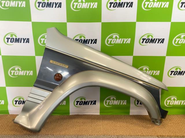 【中古】中古部品 パジェロ V46WG 右ﾌﾛﾝﾄﾌｪﾝﾀﾞｰ 【3330440100-220806000110600】