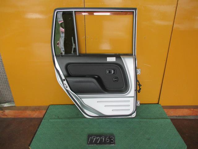 中古部品 ネイキッド L750S 左リアドア 車用品 | library.gsu.am
