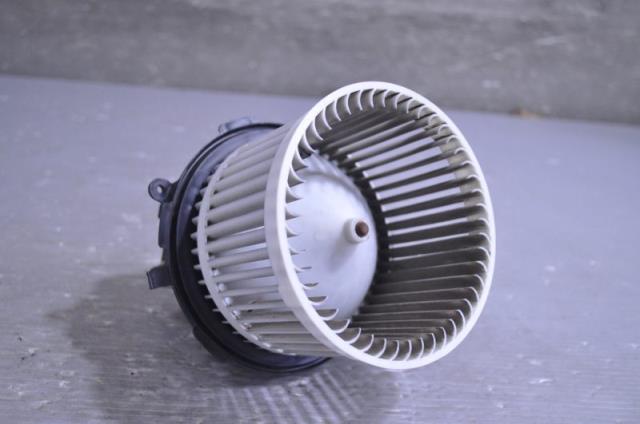 【中古】中古部品 フィアット 500 31209 ﾋｰﾀｰﾌﾞﾛｱﾓｰﾀｰ 【3310580000-220820000467900】