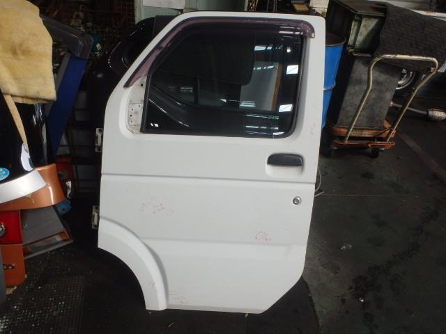 【中古】中古部品 キャリィ DA63T 左ﾌﾛﾝﾄﾄﾞｱ 【3331010800-000020190613200】